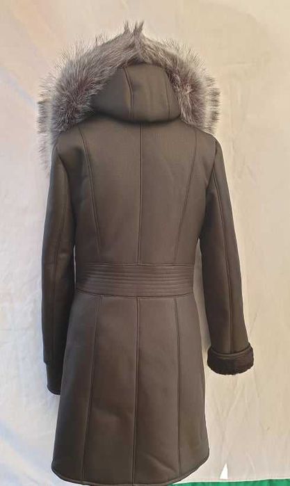 Piękny taliowany kożuch Kaptur LIS S M L XL 2XL 3XL