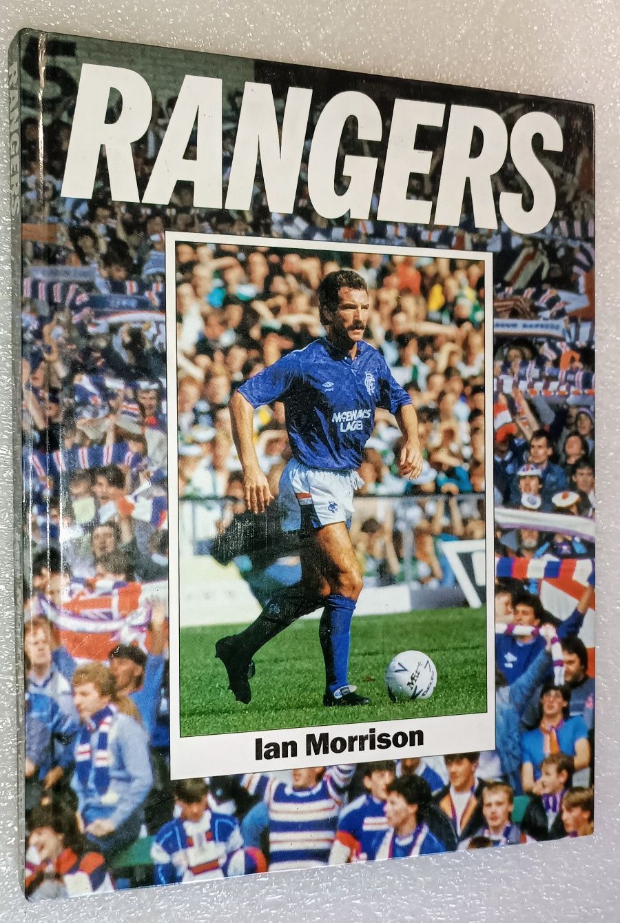 Raro livro do clube de futebol Rangers publicado em 1988