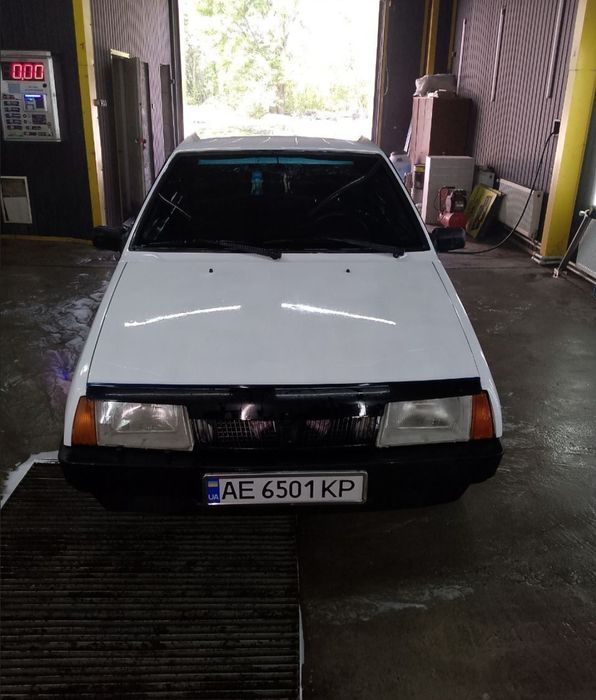 Продам ваз21099 вгарному стани мотор вгарному стани не гнела