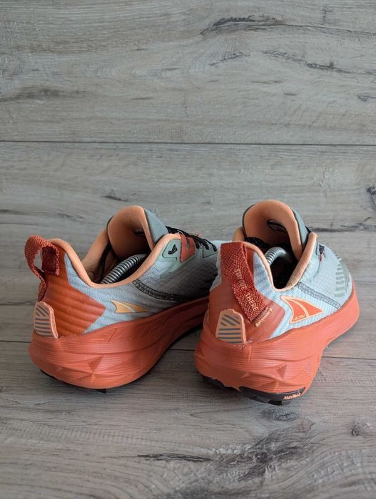 Кроссовки для бега мужские б/у Altra Experience Wild 44 р 28 см