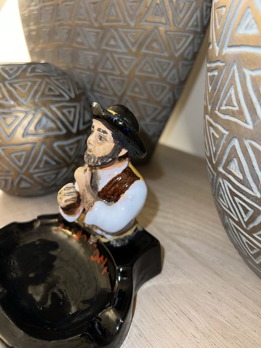 Cinzeiro zé povinho sec XIX queres fiado toma