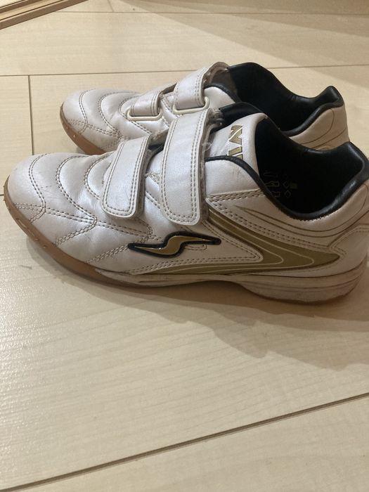 Кросівки Avic tech