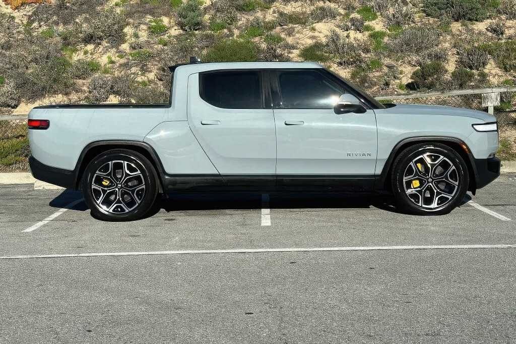 2023 Rivian R1T Adventure Quad Motor Crew Cab AWD