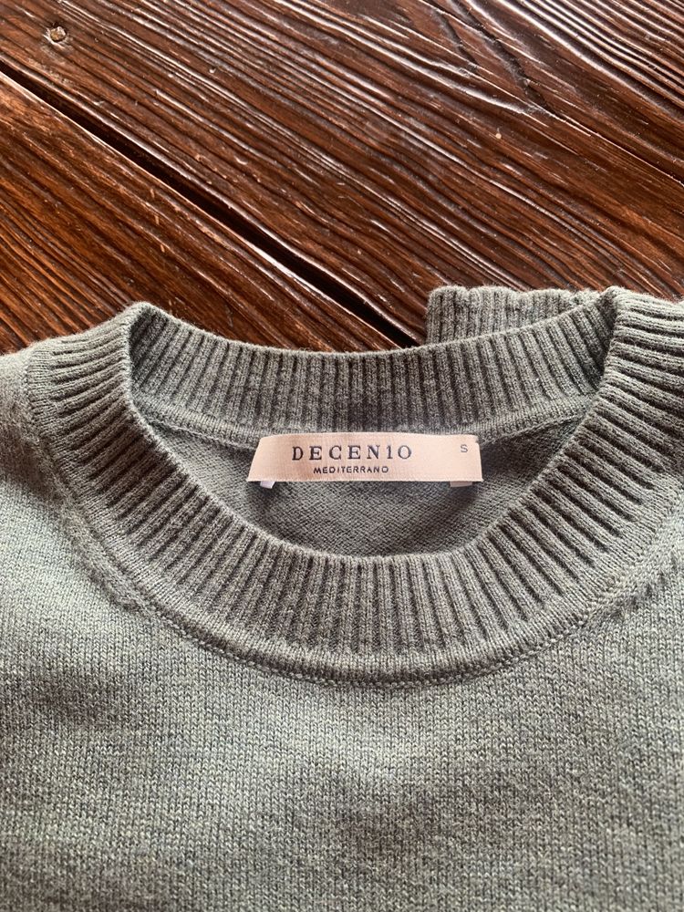 Camisola de malha . Marca Decenio