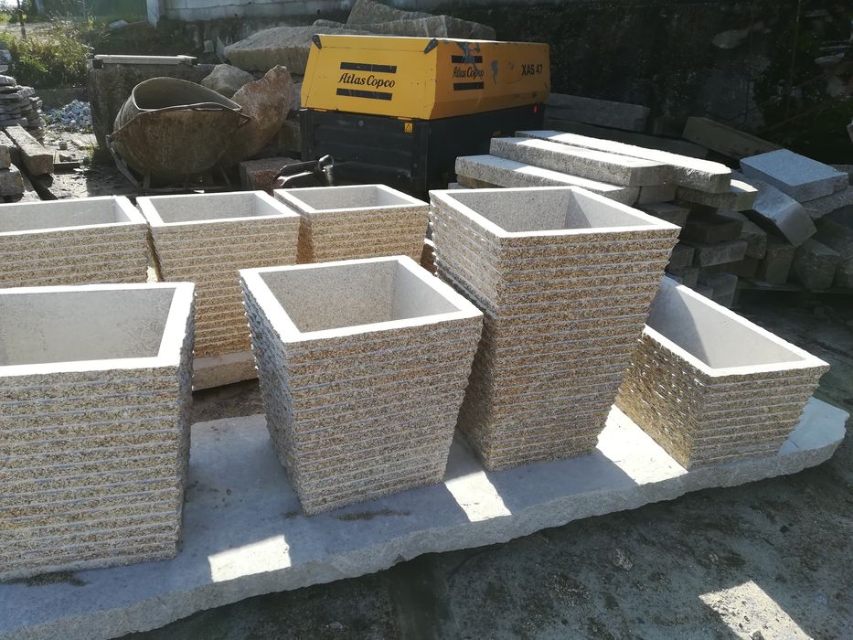 Ladrilho em granito cinza