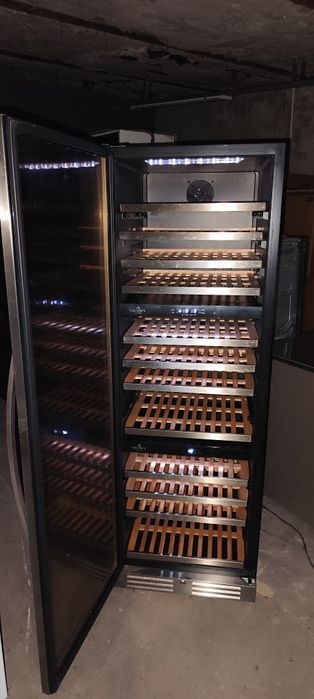 Холодильник для вина Scandomestic vk933