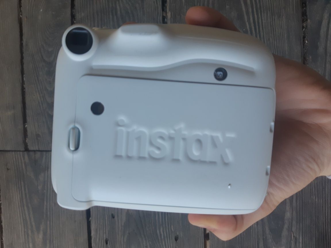 Instax mini 11 biały