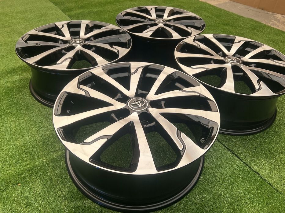 KOMPLET FELG FELGI ALU TOYOTA COROLLA CROSS CH-R CHR RAV 18 5X114,3 ET40