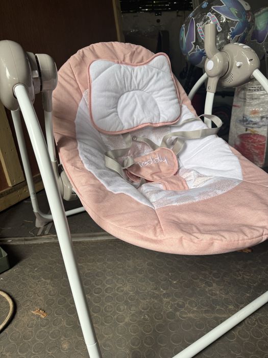 Продаю ходунки Гойдалка за 9000 деталь в опис