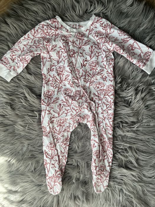 Śpiochy/ piżamka niemowlęca