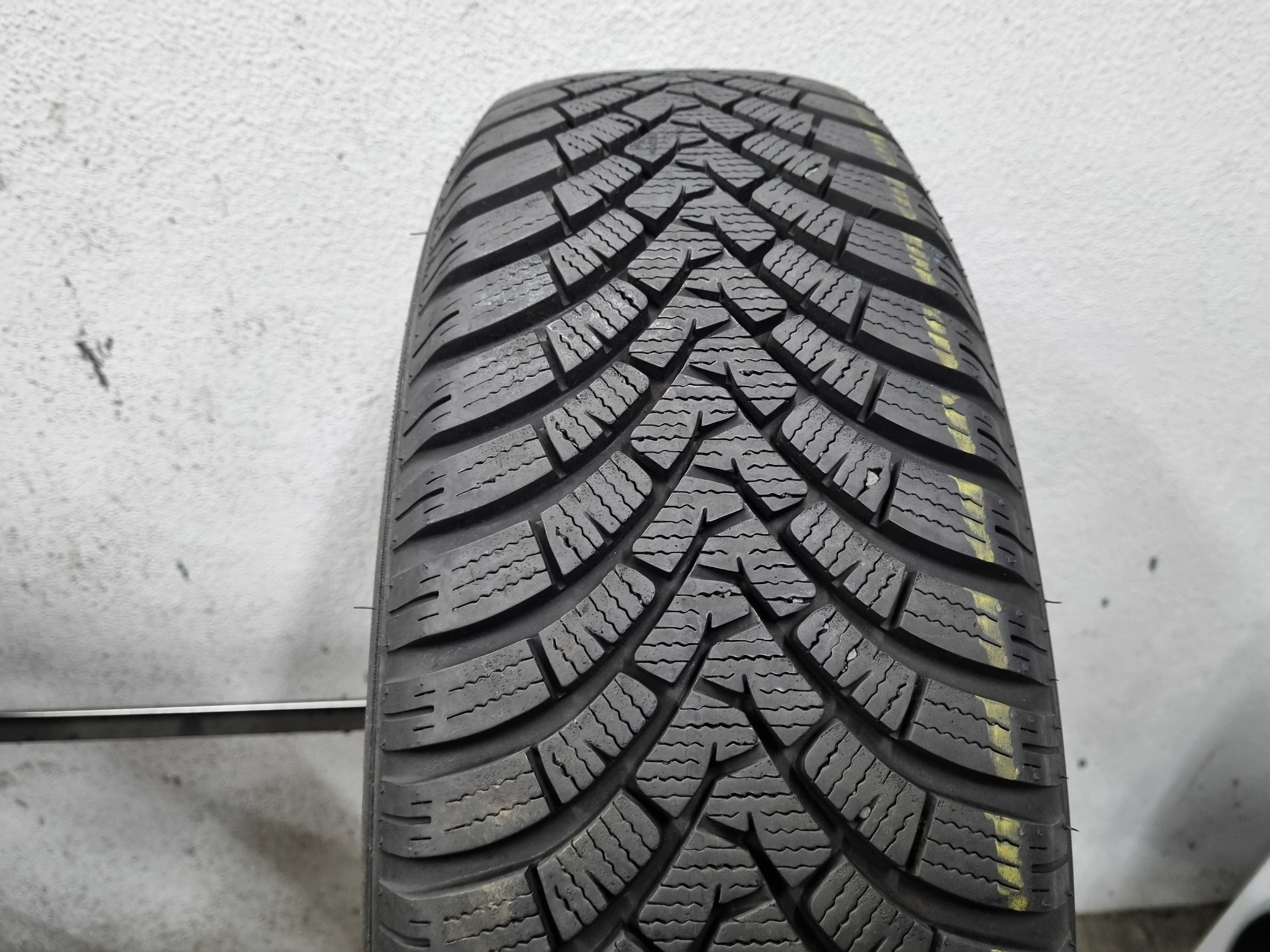 215/65/17 99H Falken EuroWinter HS01 SUV D.3622