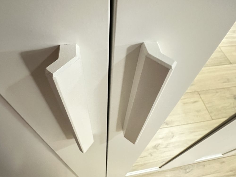 Brimnes Szafa z 2024 Ikea jak nowa gotowa do odbioru w całości