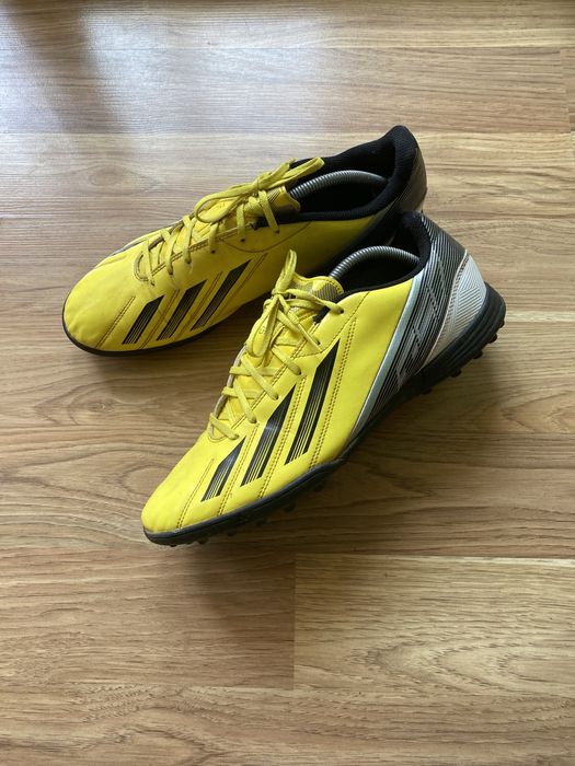 Оригінальні сороконожки adidas F50