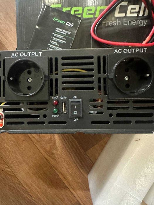 Продам инвертор Green Cell INV11 12v на 220v 2000w/4000w чистый синус