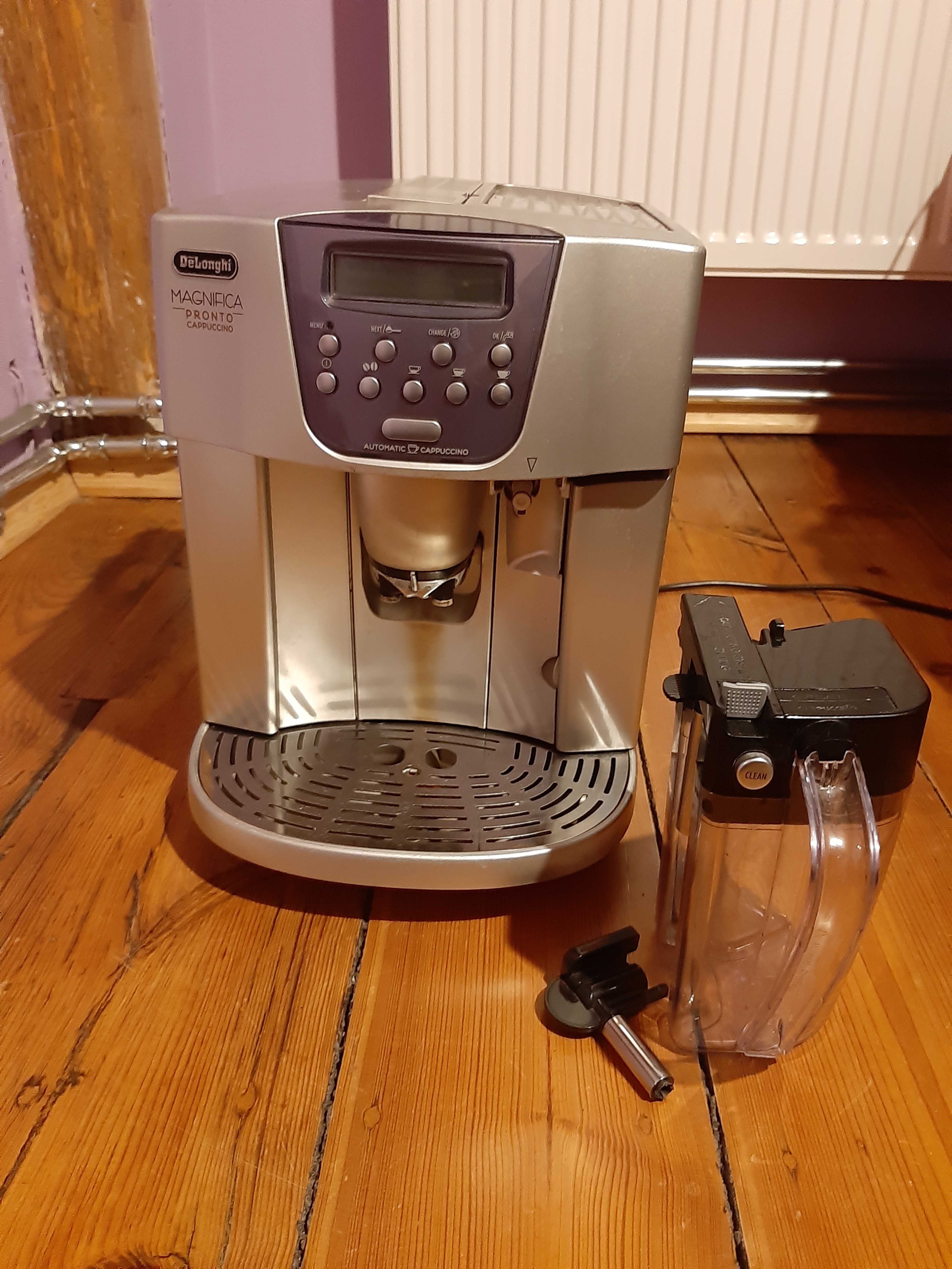 Ekspres ciśnieniowy do kawy delonghi magnifica esam 4500 pronto