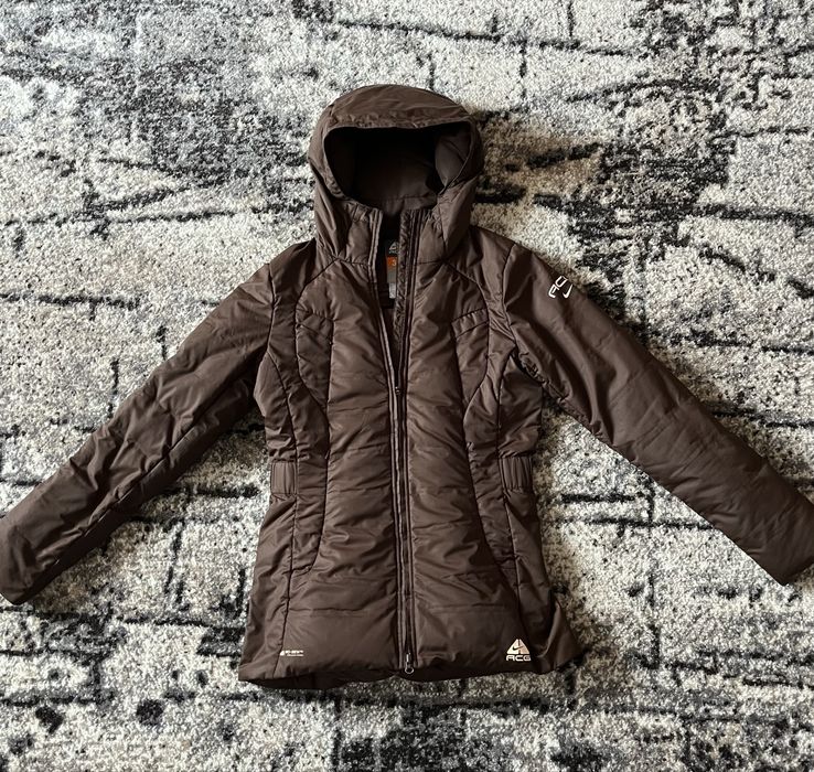 Nike ACG жіноча куртка