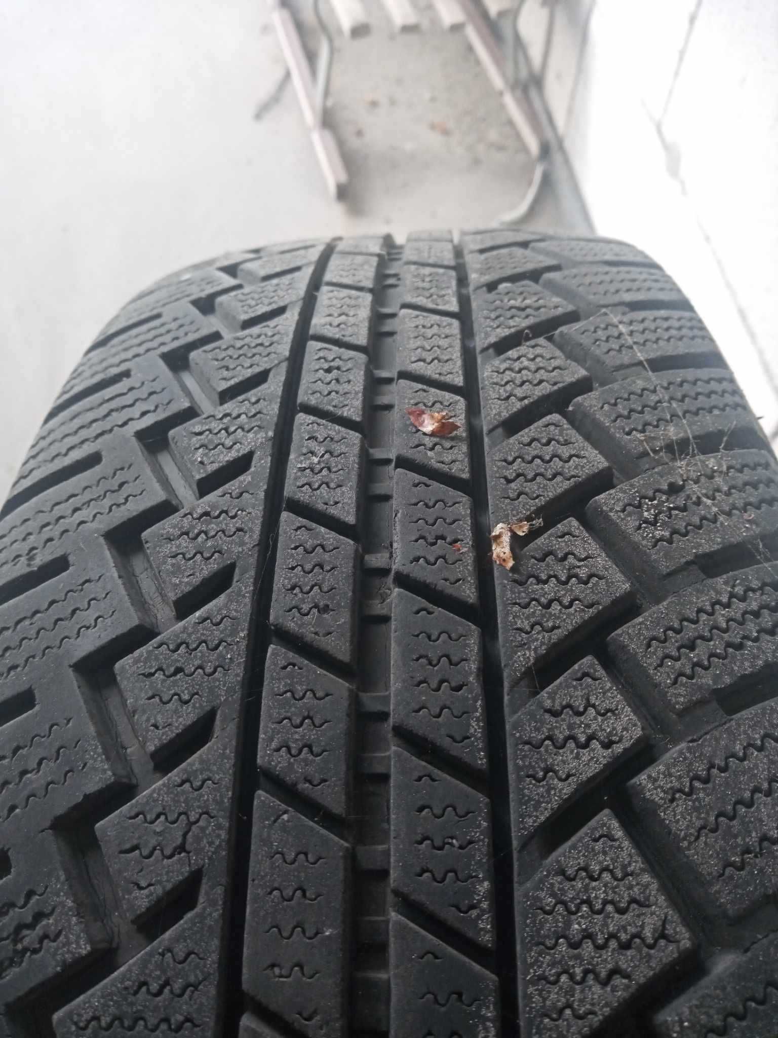 Opony ZIMOWE  z felgami R 16 215/65 C 5x108 np. Fiat SCUDO