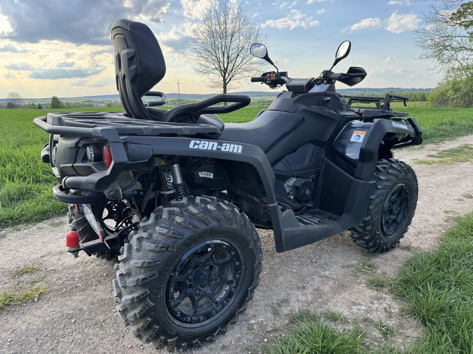CAN AM outlander max