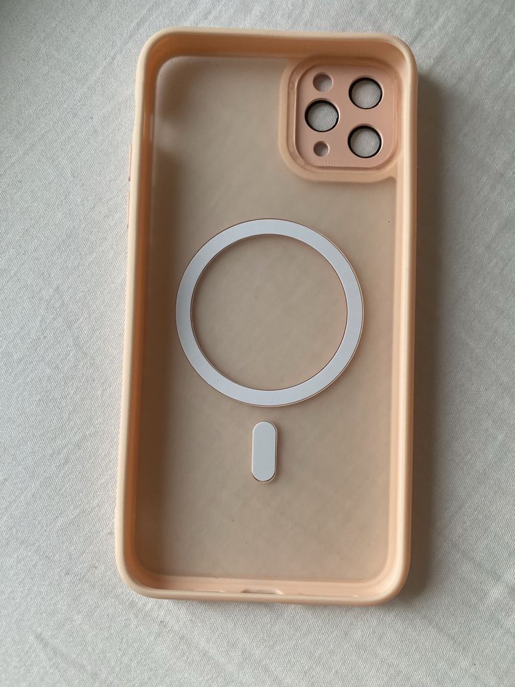 Różowy case na telefon iPhone 11 Pro Max