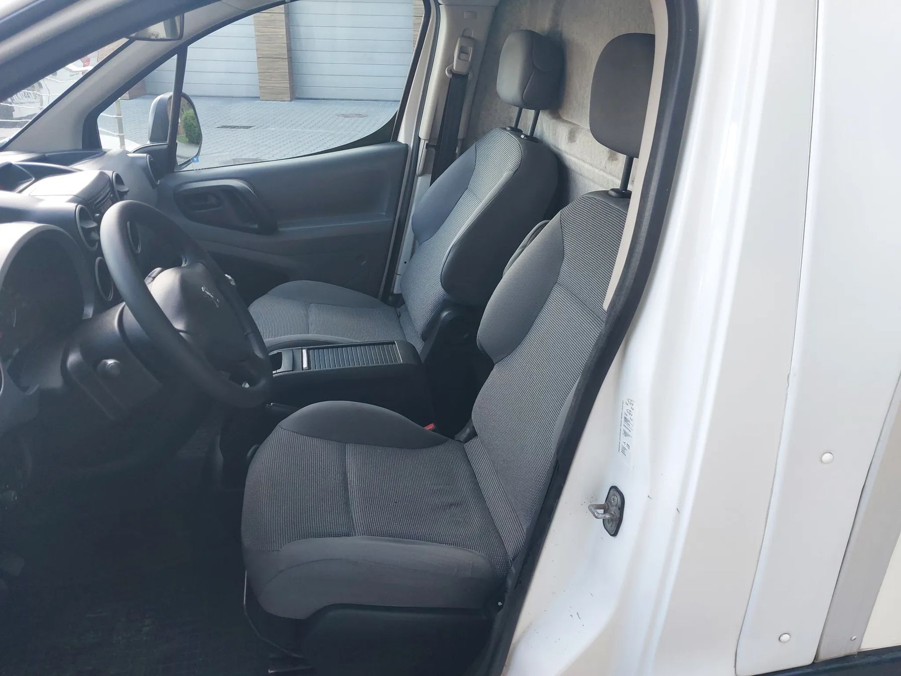 Peugeot Partner 1,6 HDI  Berlingo Kontener