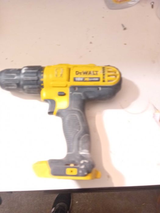 Okazja, sprzedam same body DEWALT