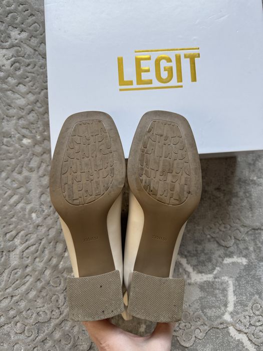 Ботінки жіночі LEGIT осінні