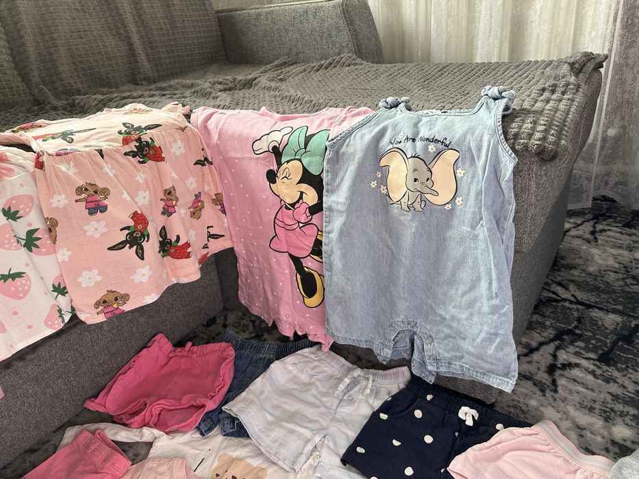 Пакет літніх дитячіх речей на дівчинку, шорти, сукня, футболка, р. 80