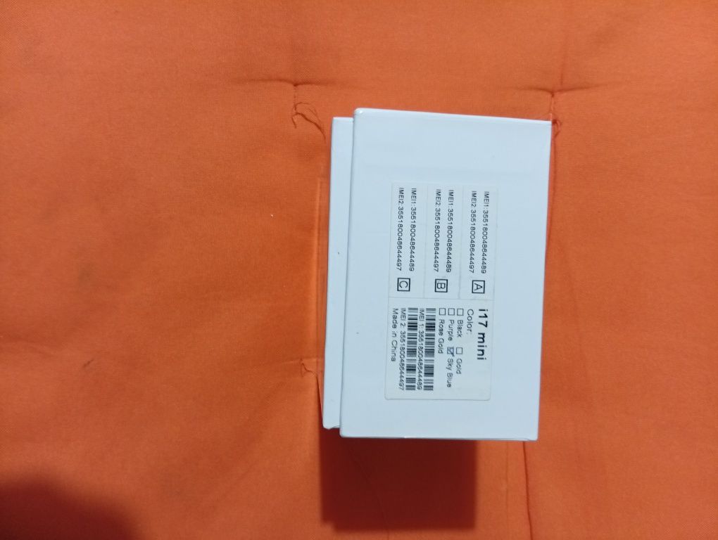 Telemóvel mini de teclado