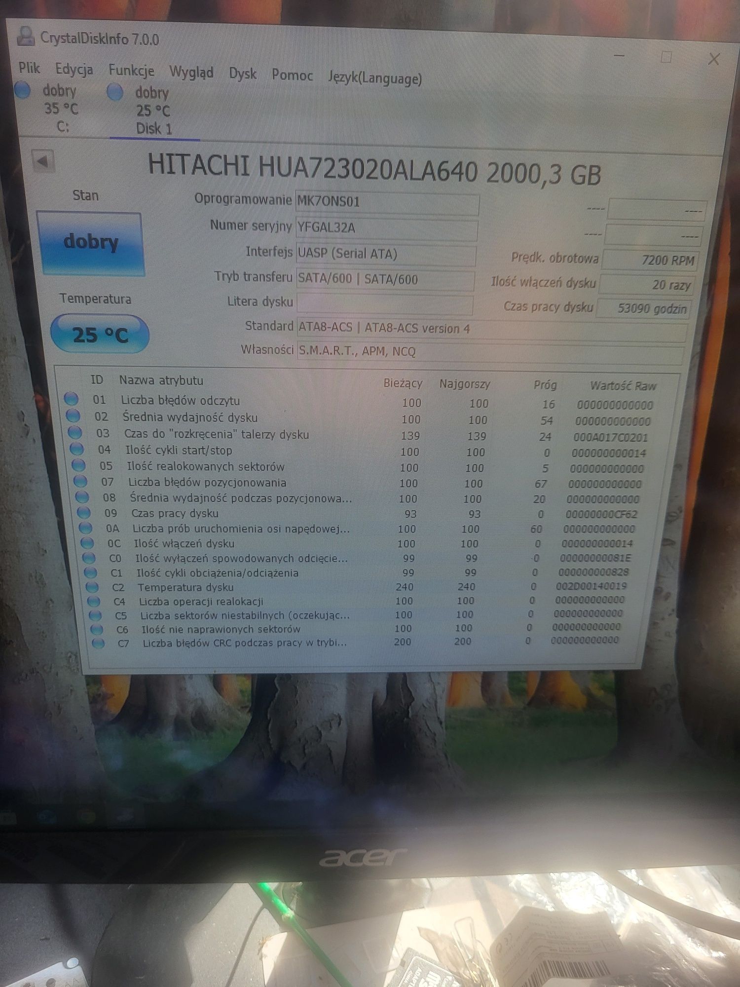 Sprzedam dysk HITACHI 2 TB 3.5 cala (Testy na zdjeciu)