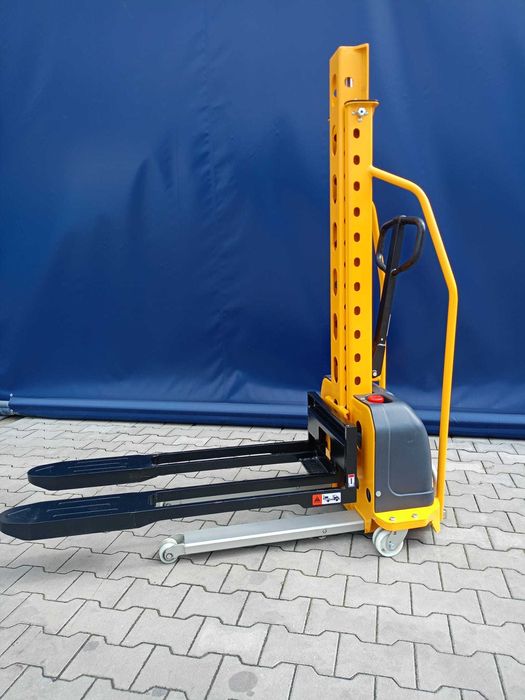 Wypożyczalnia wózków magazynowych, najem, paleciak sztaplarka, wynajem