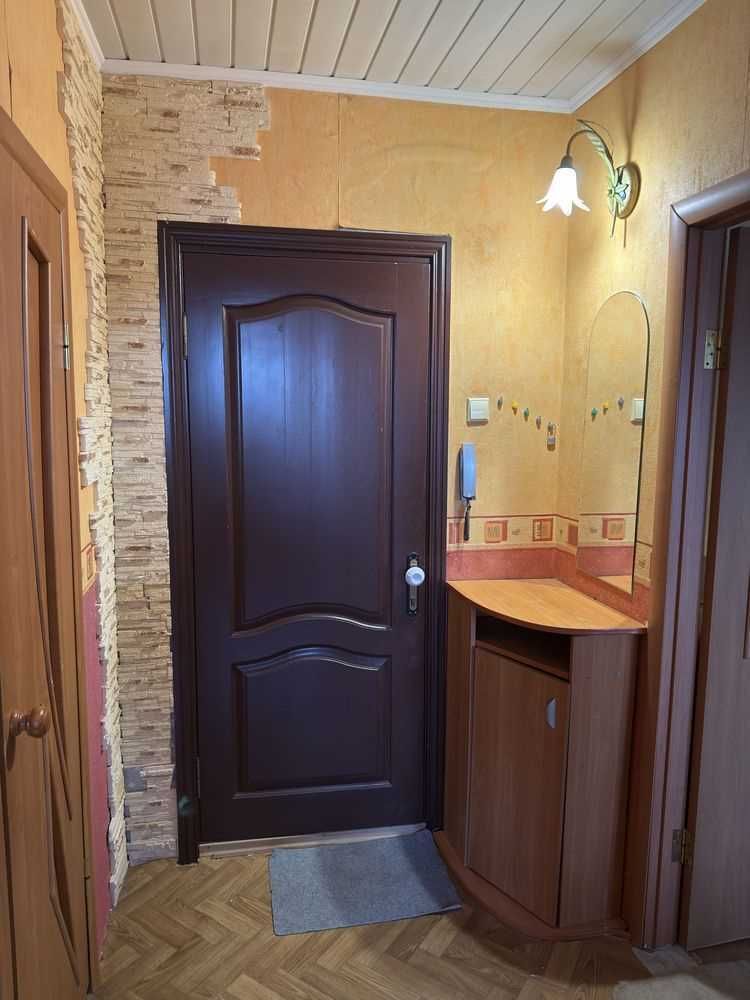 Продається 1-кімнатна квартира, р-н Сади-1