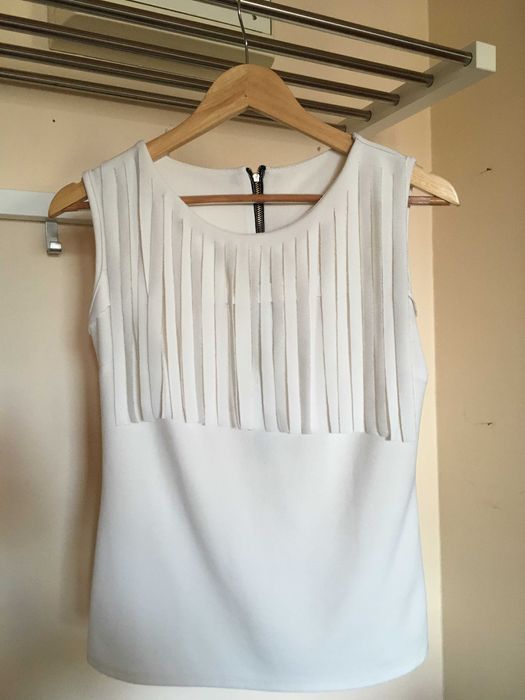 biała bluzka z frędzlami boho 36 S