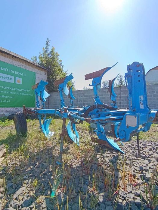 Плуг оборотний Lemken VariOpal 100. Лемкен Опал 1001 3-х корпусний.