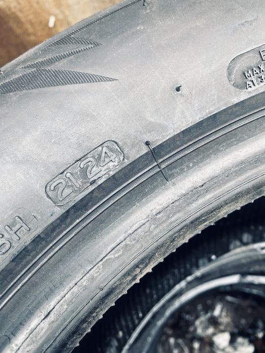 255 55 18 Bridgestone LM005 85%