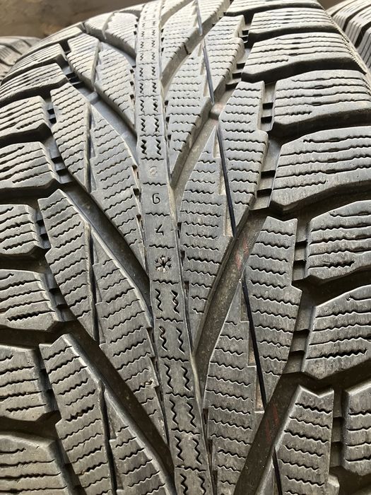 Komplet Nokian Hakkapeliitta R2 SUV 245 50 R20 Ładny stan