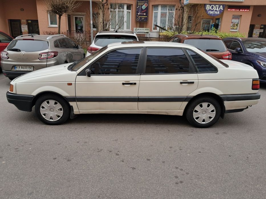 Volkswagen Passat B3. Надійний, доглянутий, в хорошому стані.