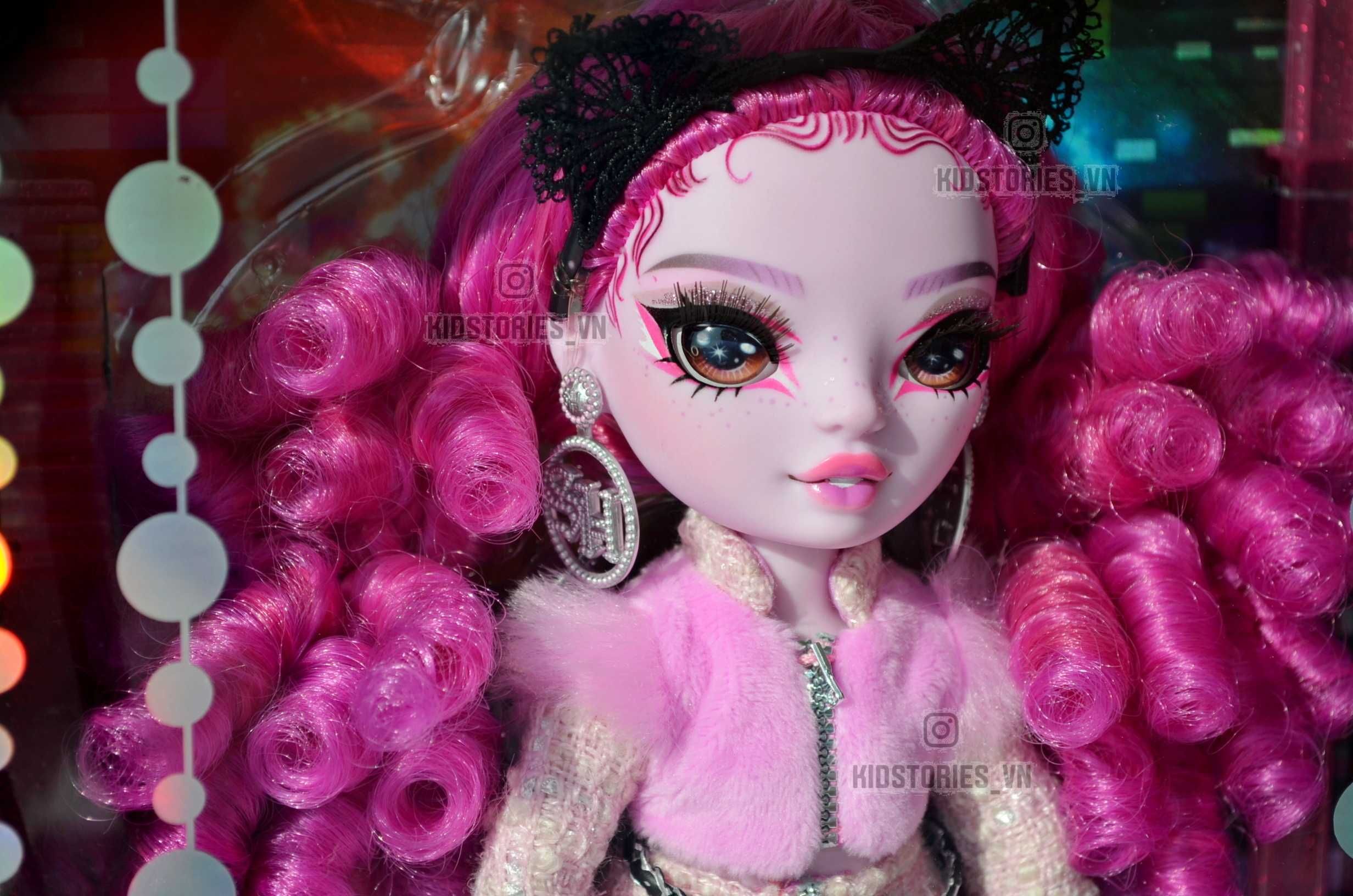 Лялька Shadow High Lola Wilde VIsion Costume Ball Лола Уайлд Шедоу MGA