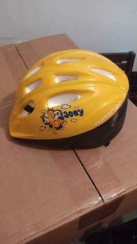 Capacete amarelo 52*56