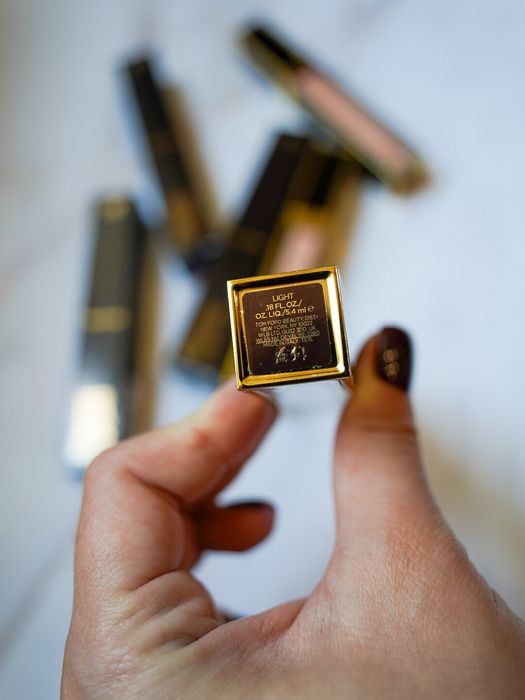 Консилер для обличчя Tom Ford Shade and Illuminate Radiance Enhancer
