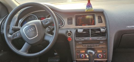 Sprzedam  Audi q7 3.0 tdi 2006