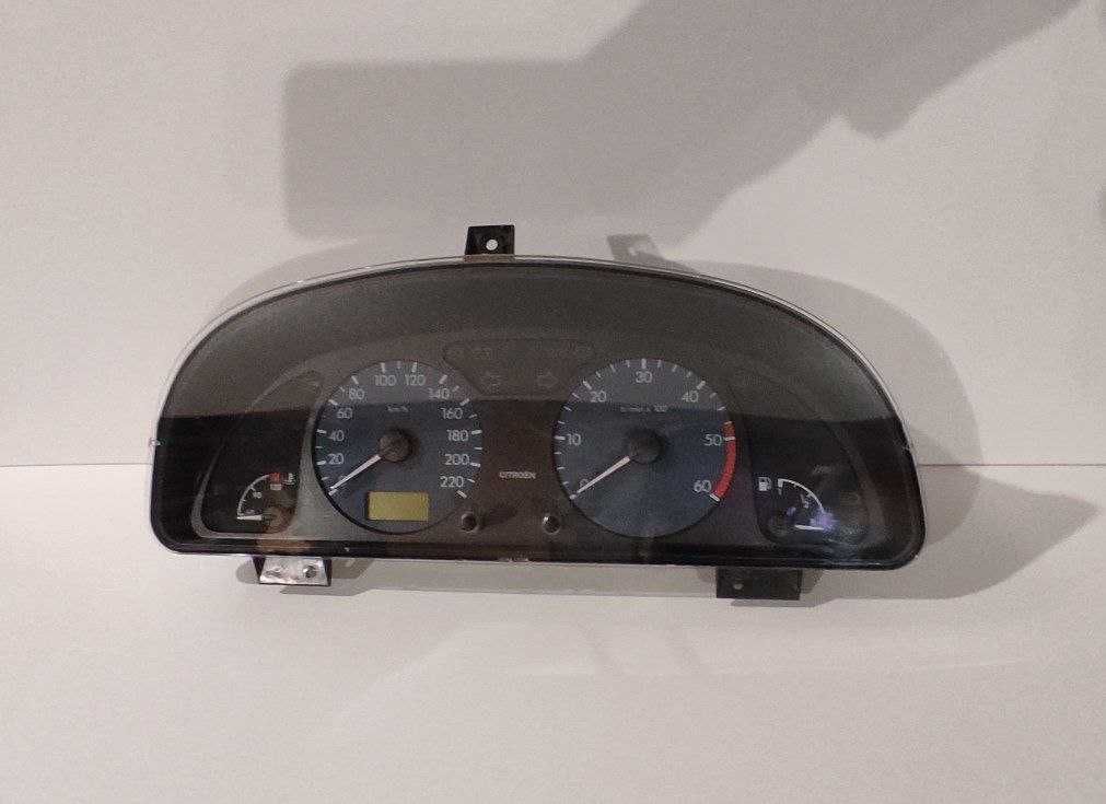 Приборна панель Citroen Xsara 1.9/2.0HDI