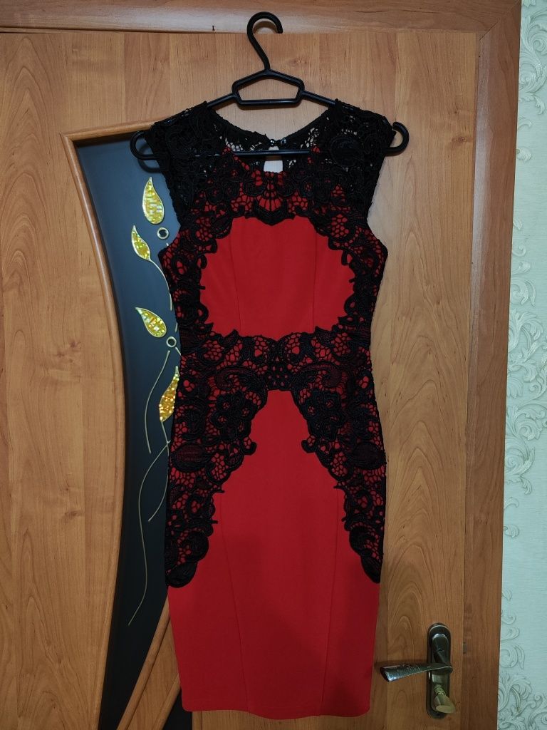 Червоне плаття коктейльное
