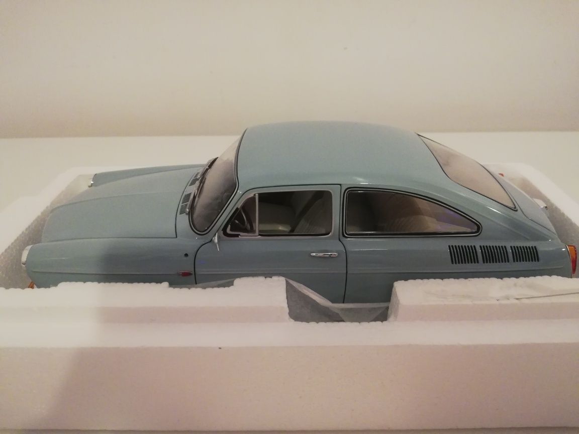 Volkswagen 1600 TL 1970 1:18 Minichamps