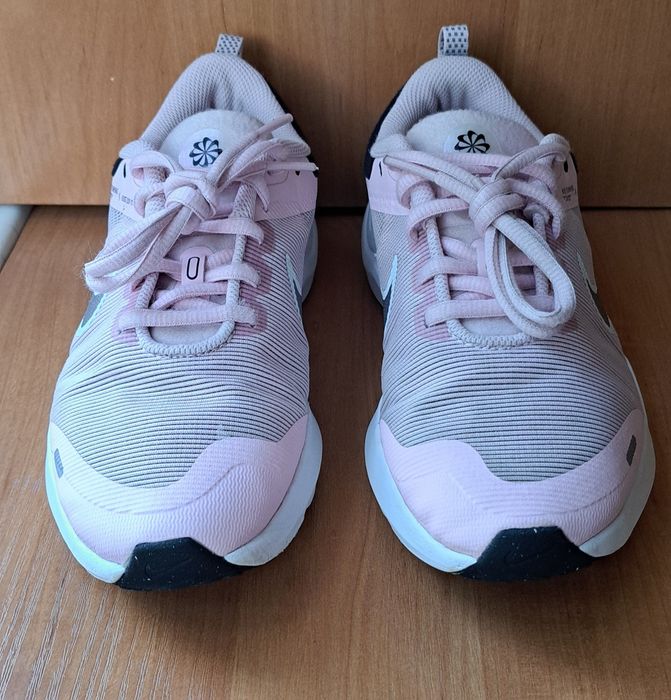 Кросівки оригінальні Nike p36,5