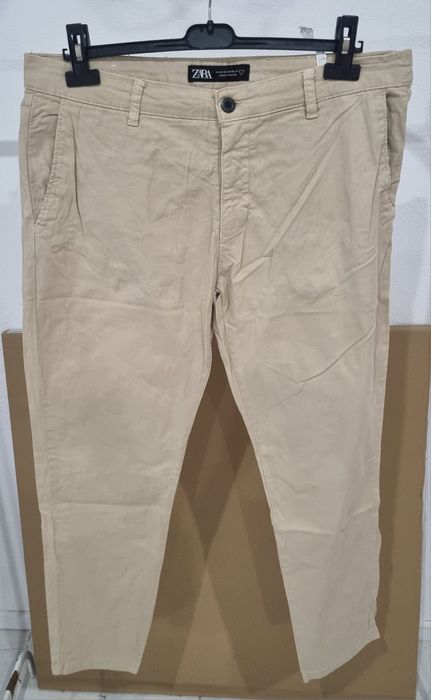 Calça de Homem Zara Tamanho 48 bom estado
