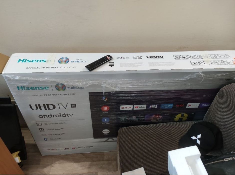 Телевізор Hisense 55A7400F
