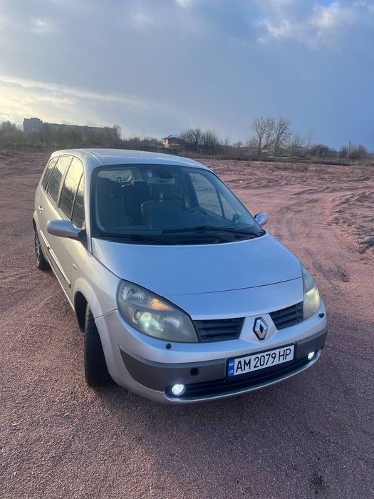 Renault Grand-scenic 2