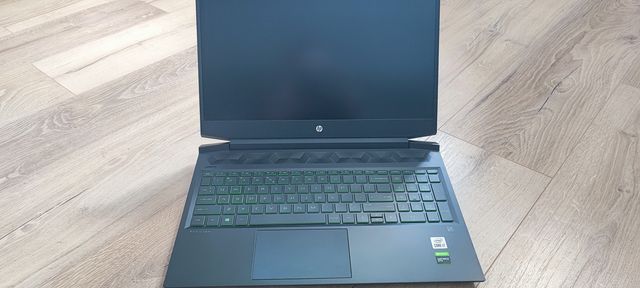 HP pavilion 16,1 i7 1660Ti