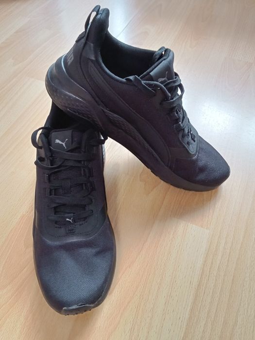 Кросівки кроссовки чоловічі оригінал розмір 44