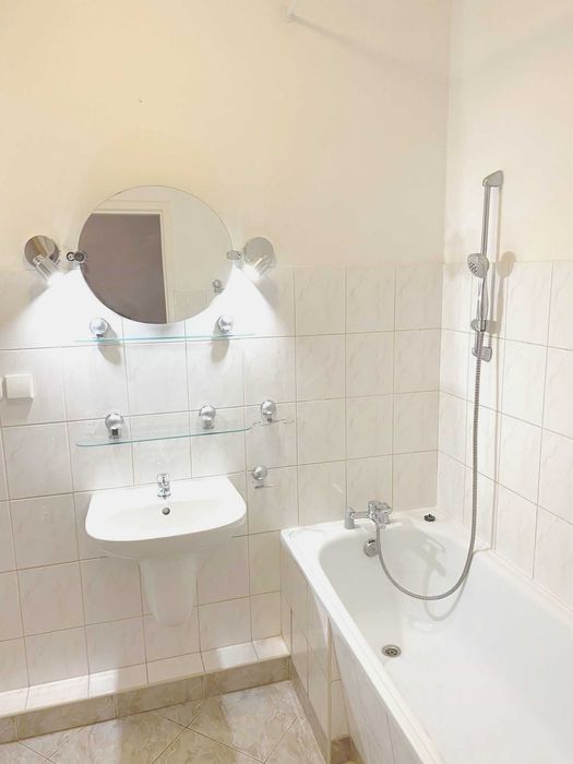 3-pokojowe w centrum Pruszcza, przy parku - długoterminowo